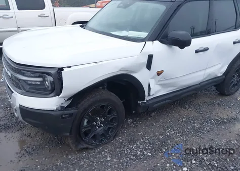 2025 Ford Bronco Sport Badlands z USA, uszkodzony, nr VIN 3FMCR9DA1SRE05812